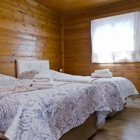 Refreshing Tiny House With Shared Pool And Balcony In Bodrum 펜션